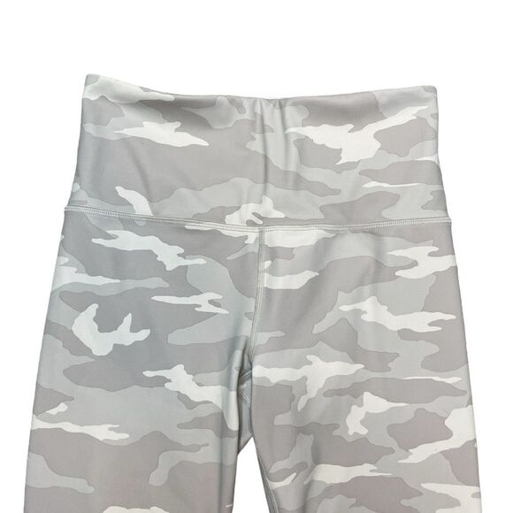 ATHLETA Elation Camo Crop Taupe Gray Size Small - Picture 5 of 9